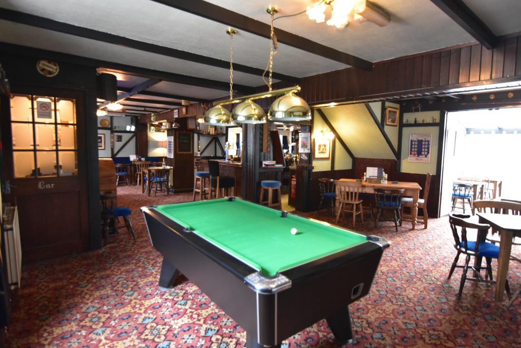 The Bugle Inn エクステリア 写真