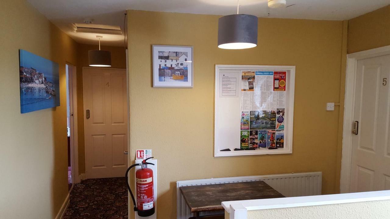 The Bugle Inn エクステリア 写真